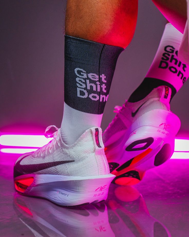 NIKE ALPHA FLY 3